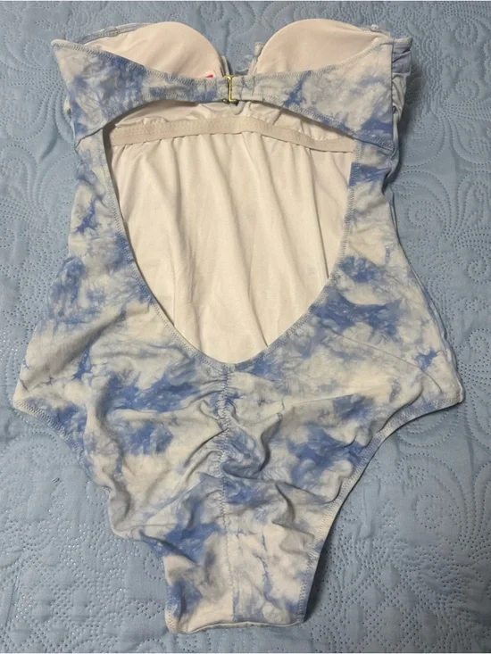 Victoria's Secret Blue and White Tie-Dye One-Piece Swimsuit A63 - Picture 4 of 8